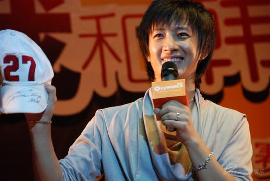 �������������ȳ�500���˷�˿��ż�������