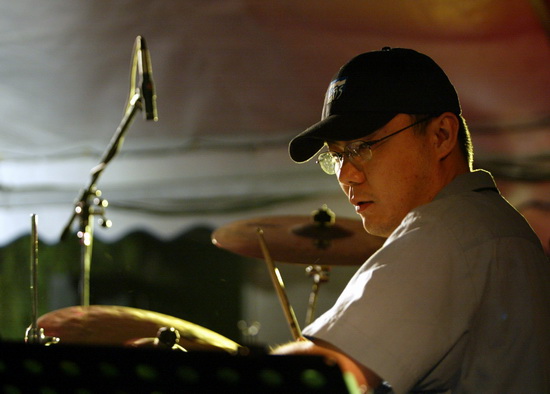 乐队介绍:刘玥爵士三重奏