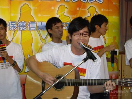 品冠率志愿义工服务队 为残障团体感动演出【图】