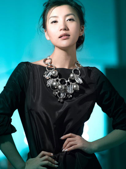 陈好积极练歌为出席残奥会倒计时晚会准备(图)