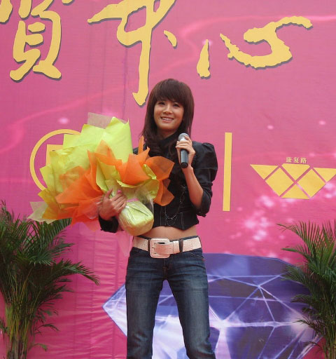 魏佳庆\解约门\后首次亮相