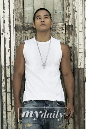 刘承俊韩国发碟写忏悔心情 为逃役事件道歉(图