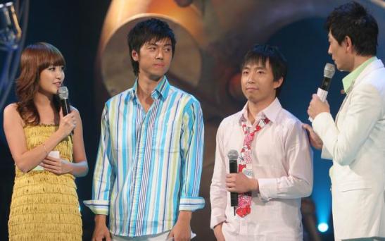 大学生音乐节幕后卧虎藏龙 工作人员创作歌曲