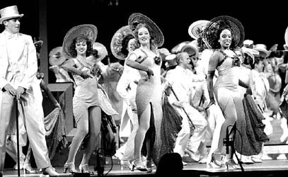 《42街》上海完美谢幕 仿佛又见《出水芙蓉》