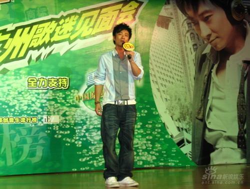 孙耀威工作多读研压力大 期待音乐事业第二春