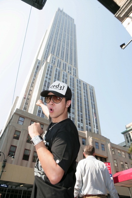 罗志祥纽约取经圆梦 热辣女老师愿以身相许(图