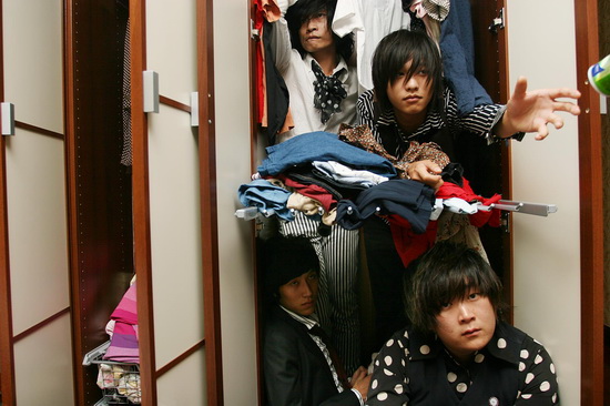 Joyside乐队自毁前途 新专辑再次自我颠覆