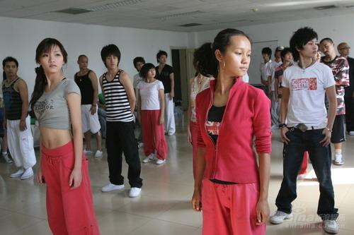 “巧克力美人”李丁丁：想成为中国的碧昂丝