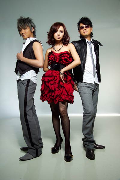 F.I.R大玩变装秀 新造型尝试四种不同风格(图)