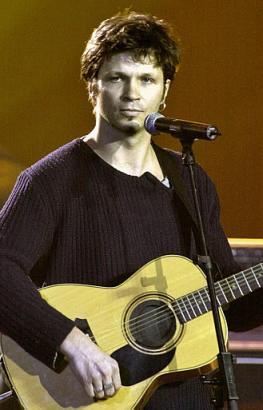 法国头号摇滚歌星康塔特获减刑将提前出狱(图