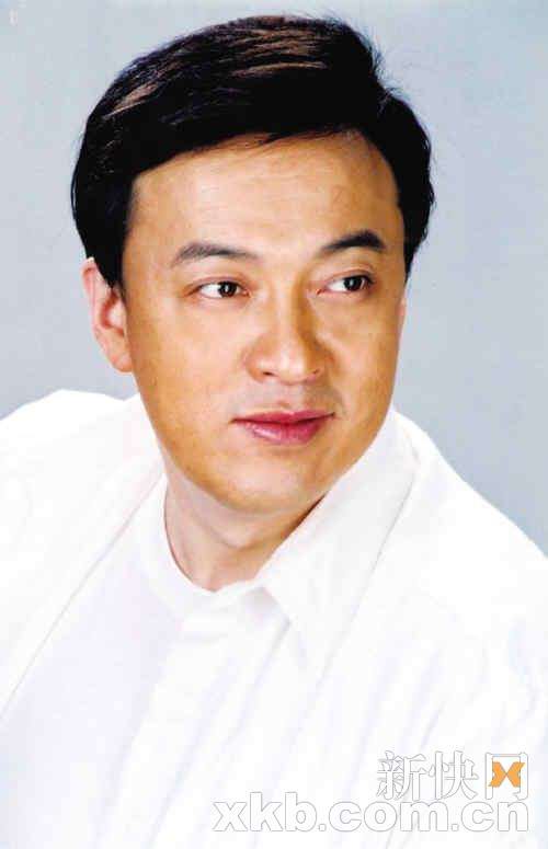 音乐厅举行个人音乐会之后,他的同门师兄,著名男高音歌唱家吕继宏也将