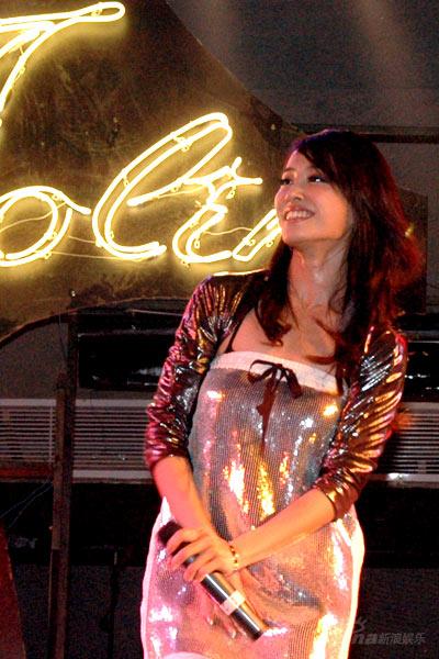 蔡依林上海宣传新专辑 称工作让她失去爱情(图