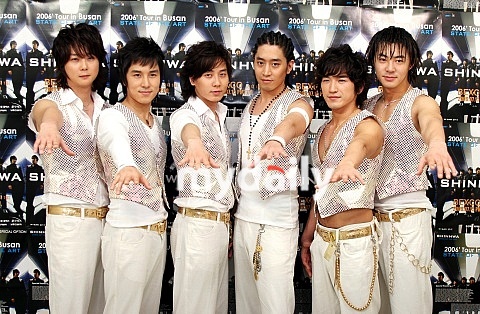 高雅罗金榜题名 成名牌大学同班同学// 李珉宇 曝