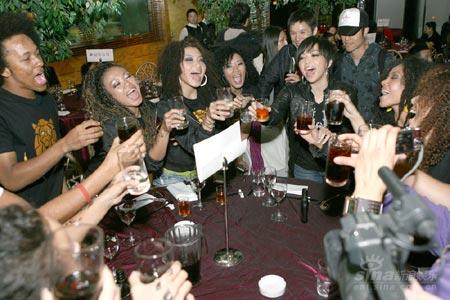 �Ż��ø������������롰���Ϲ���һͬ�칦(ͼ)