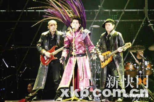 周杰伦世界巡演台北开唱 新版绯闻女友现身(图