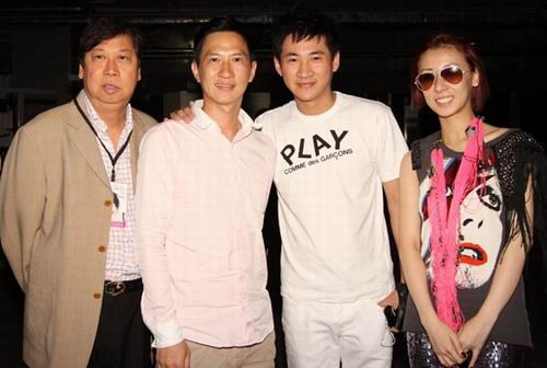 泳儿个唱成功举行 海鸣威张家辉上演兄弟情(图)