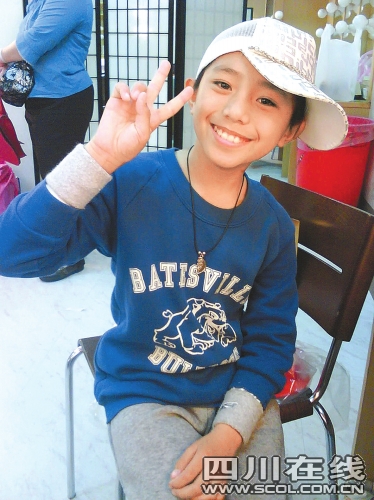 11岁台湾男孩徐杰女声情歌爆红(图)