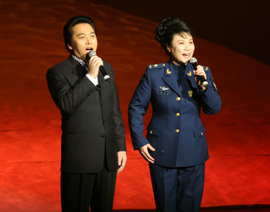 佟铁鑫铁金担任表演嘉宾
