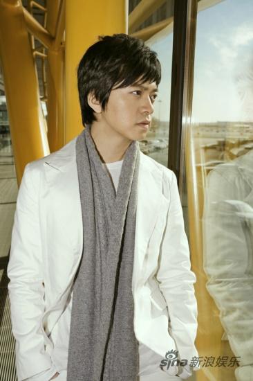 李健《音乐傲骨》专辑即将于月底面世