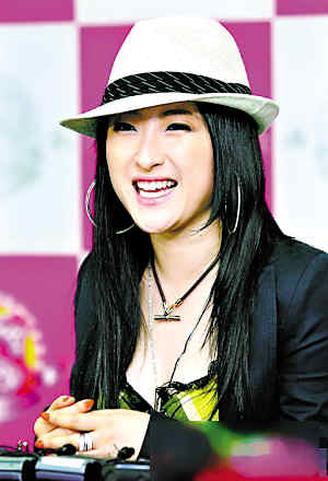 星光大道冠军金美儿空降空政