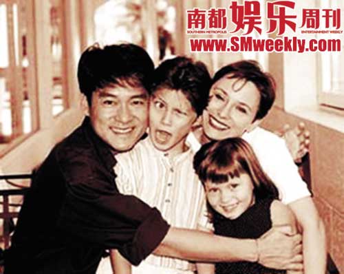 周华健的作品跟家人有关,他的家庭也成为他最好的一部作品。
