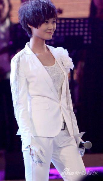 李宇春表演
