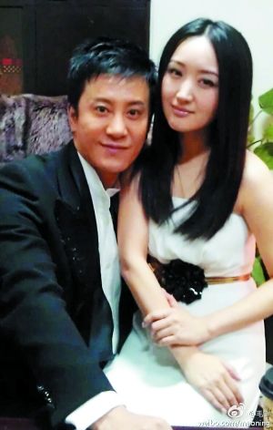 毛宁昨日在微博上传与杨钰莹的合照,还写道"尽在无言".