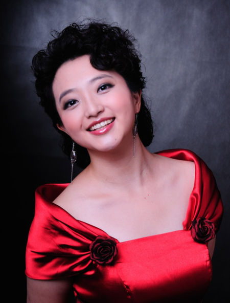 80后新秀中央歌剧院青年女高音歌唱家李晶晶