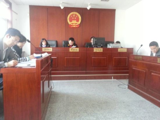 作曲人李戈被告上法庭 涉嫌音乐盗用