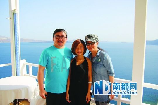 银婚的刘欢两口子带上女儿在希腊和意大利过了个久违的悠长假期