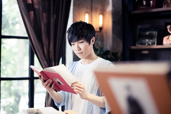 徐良携手杨洋新歌演绎浪漫 邂逅