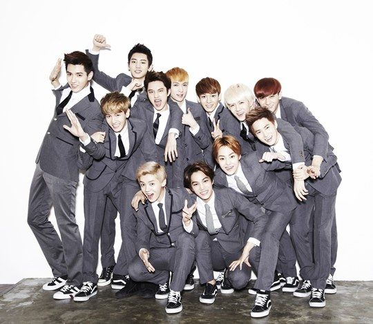 EXO12人合体