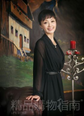 曲比阿乌:月亮的女儿会唱歌