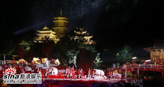 《禅宗少林·音乐大典》嵩山少林寺举行(组图)