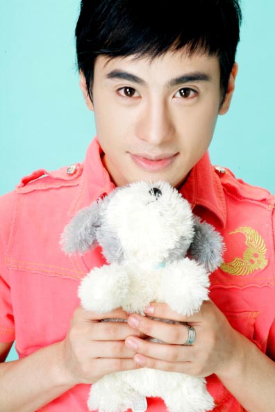 博客点击过千万 A-costa横刀夺爱录新曲(组图)