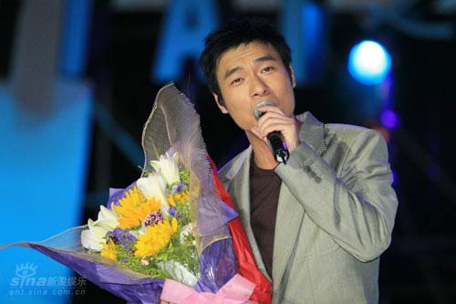 图文：《同一首歌》走进香港-许志安