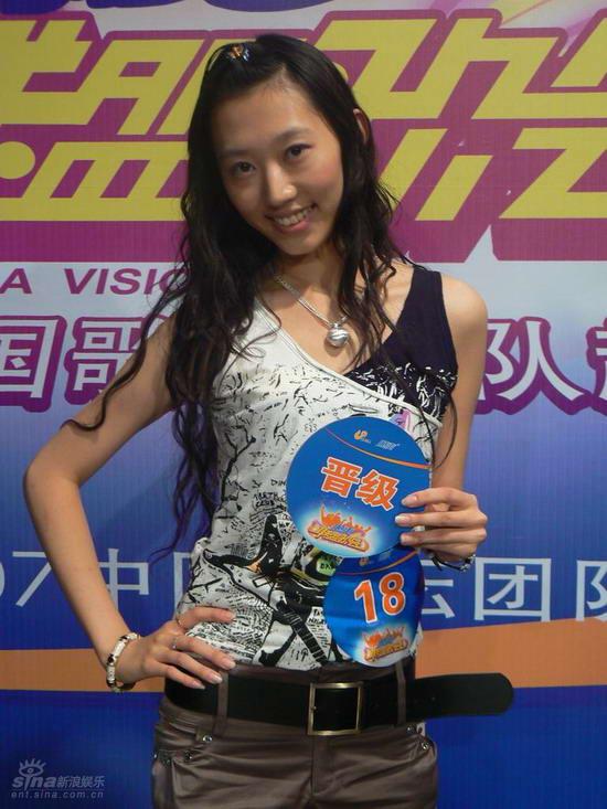 图文:《联盟歌会》北京8强诞生--张可佳