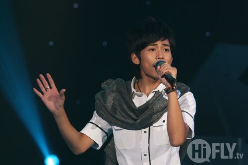 图文:快乐男声4进3总决赛--苏醒唱《我会好好的