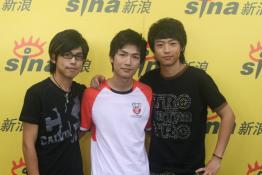 快男三强做客搞怪模仿评委曝光城堡生活(组图)
