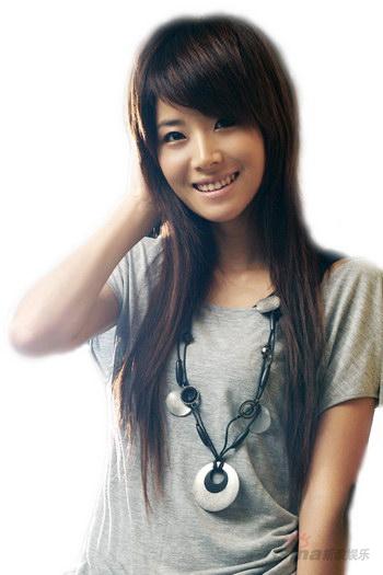 组图超女魏佳庆全新造型写真打破以往形象