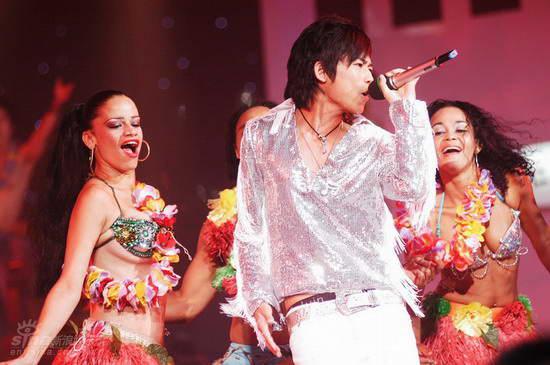 ͼ�ģ���������3��2ȫ���ܾ���--����Ů��Χ������