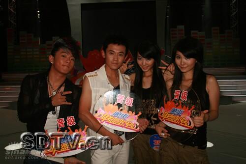 图文:联盟歌会吉林8进3--奚大野鲁珺琦奇迹组合