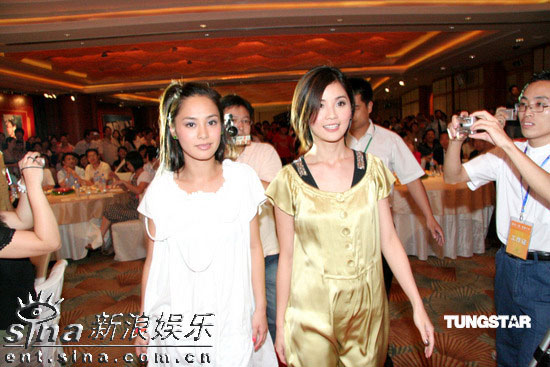 twins捐十万元助贫困生 八月底推广东歌【图】