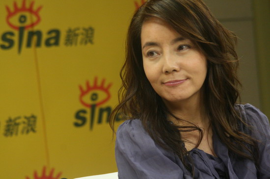 图文:辛晓琪独家做客聊新碟--与网友互动