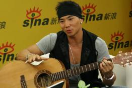 刘畊宏独家做客新浪完美主义者用音乐表达自我
