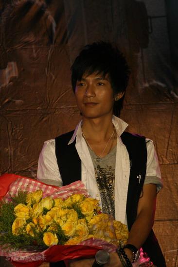 ͼ�ģ�����13ǿ�μӷ�������ƿ�--�������ʻ�