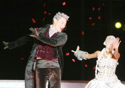 张学友石家庄演唱会 歌神变爱神演绎经典(组图