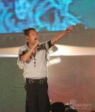 ��ͬһ�׸衷�߽�������˹���г�Ų̊ͬ(��ͼ)