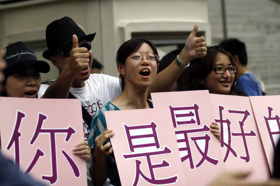 图文：张学友香港个唱取消--歌迷全力支持