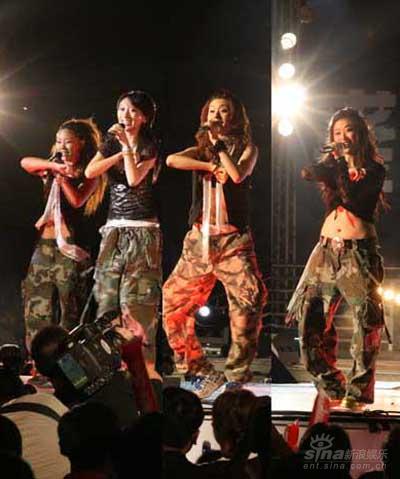 组图:英皇群星肃宁 演唱会  熊汝霖 海鸣威 献唱_